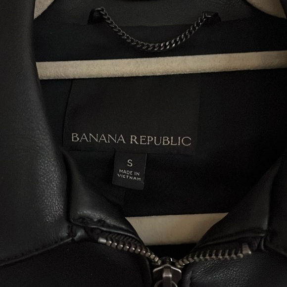 BANANA REPUBLIC VEGAN LEATHER JACKET size small - Picture 5 of 8